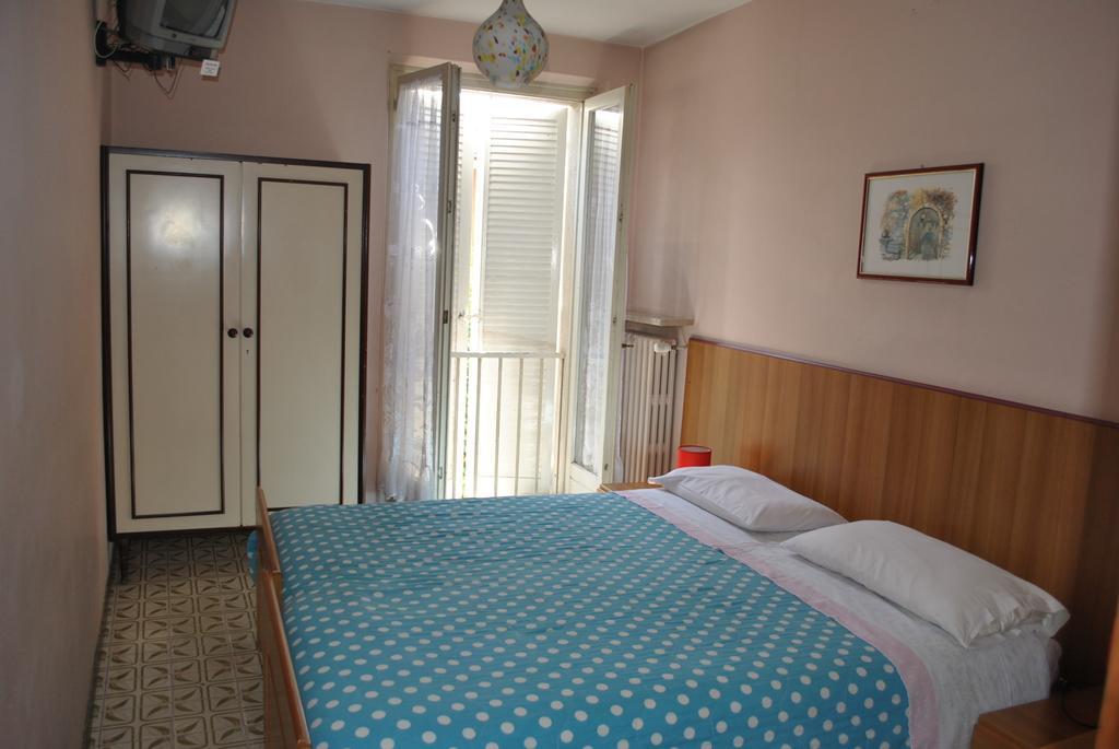 Albergo Alla Rocca Garda  Pokój zdjęcie